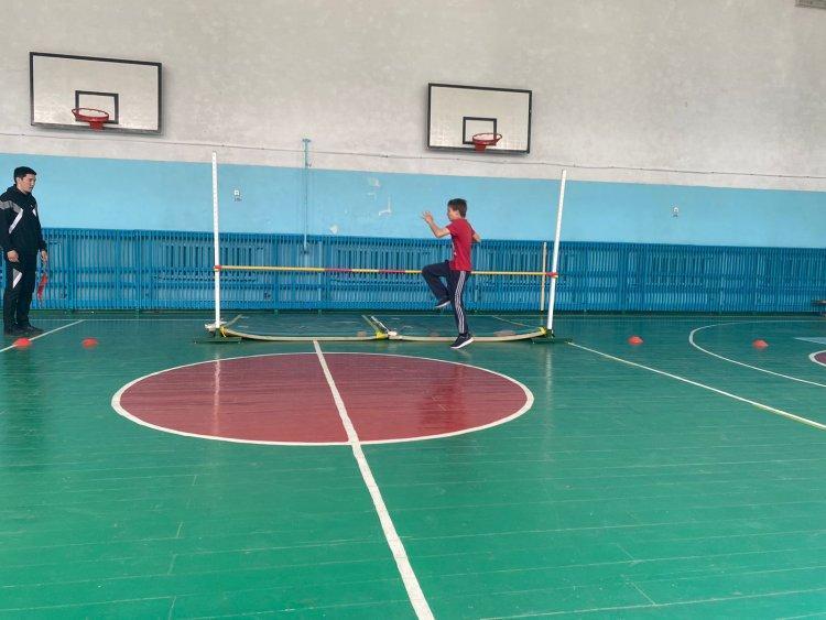 Прошло первенство школы по «Прыжкам в высоту» среди 5-6 классов, посвященное Году детей и единства Республики Казахстан.