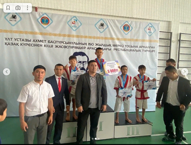 Астана қаласында Ұлт Ұстазы Ахмет Байтұрсынұлының 150 жылдық мерей тойына орай ұйымдастырылған қазақ күресі