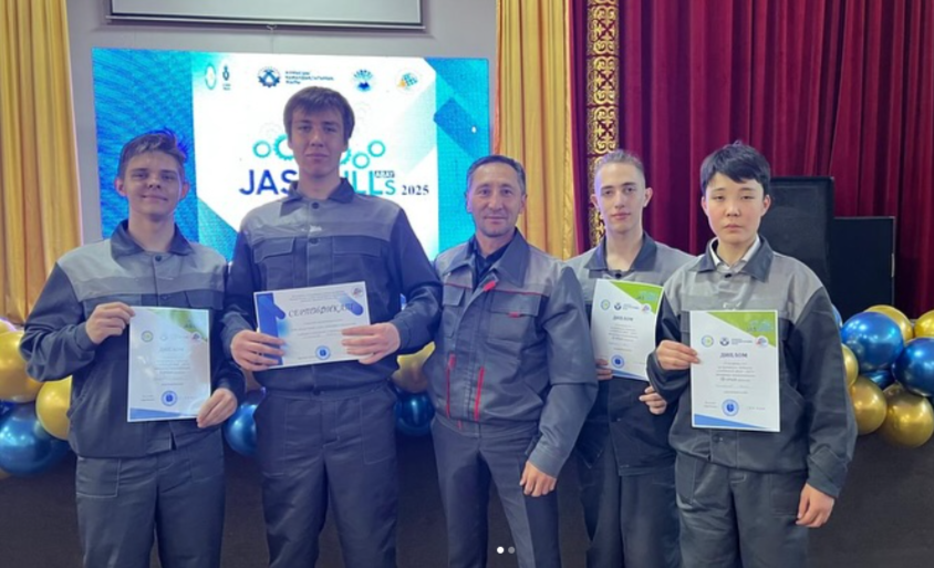 3 апреля, ученик 11”А” класса Степанов Андрей, принял участие в первом региональном чемпионате “JASSKILLS ABAI-2025” и выиграл сертификат о присвоении образовательного гранта КГКП «Высший колледж геодезии и картографии»
