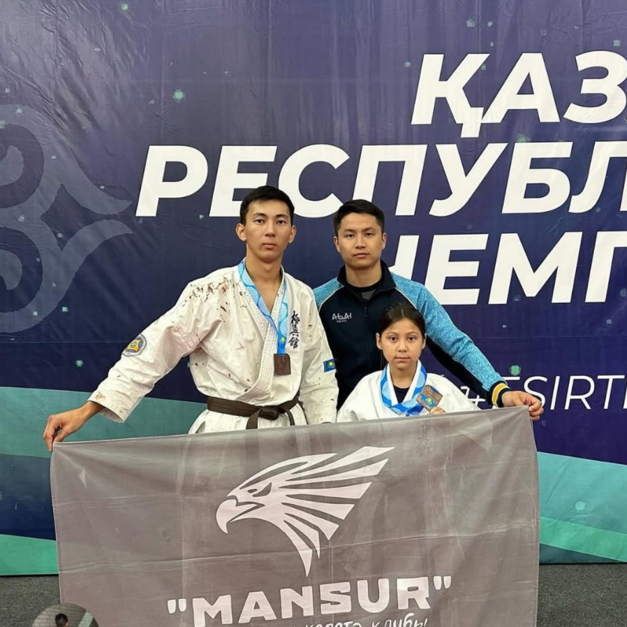 ҚР чемпионаты аясында балалар және кіші қыздар арасынды Республикалық турнир өтті. Мырзагалиева Самира өз жас және салмақ дәрежесінде жүлделі lll орынға ие болды! 5 “В” сынып оқушысы . Құттықтаймыз!